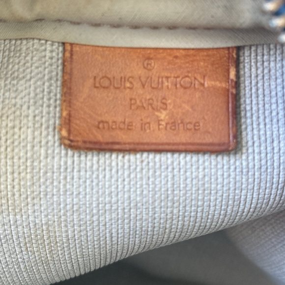 RARE Louis Vuitton America’s Cup Sailor Shoulder Bag Purse (from the 90s) - Picture 10 of 17